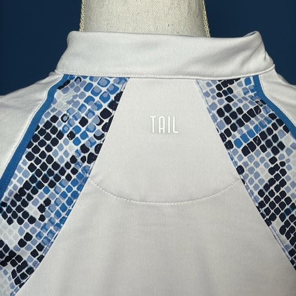 Tail White and Blue quarter zip  Long Sleeve Tee size medium - Picture 7 of 12